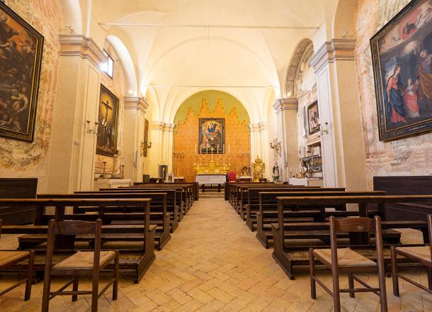 Intérieur de l'église