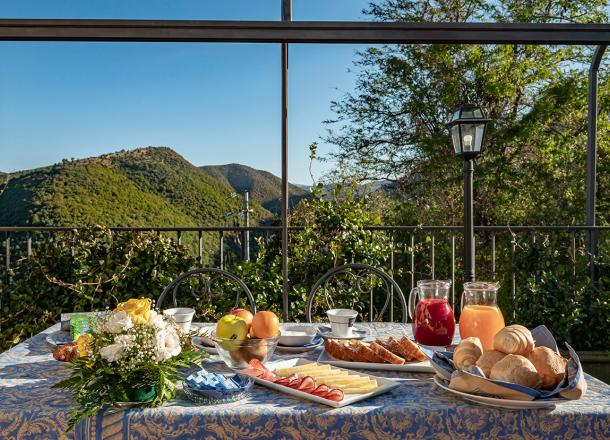 Breakfast with panoramic view